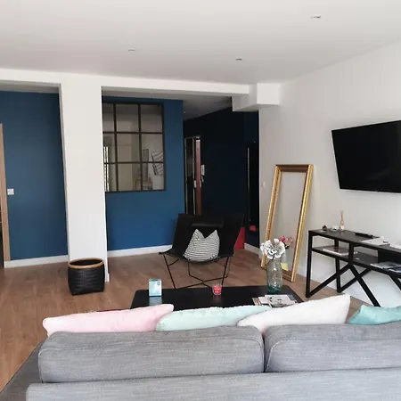 Superbe Loft D'artiste شقة